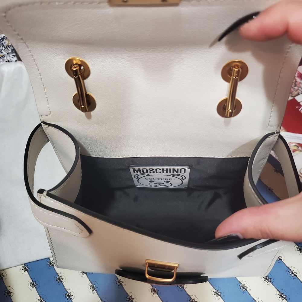 Authentic Rare Moschino White Leather Teddy Bear Satchel Bag - Picture 8 of 11